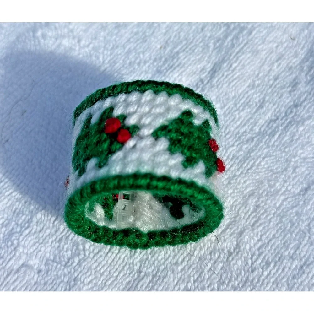 Set of 12 VTG Christmas Holly Berries Needlepoint Napkin Rings Handmade Holiday